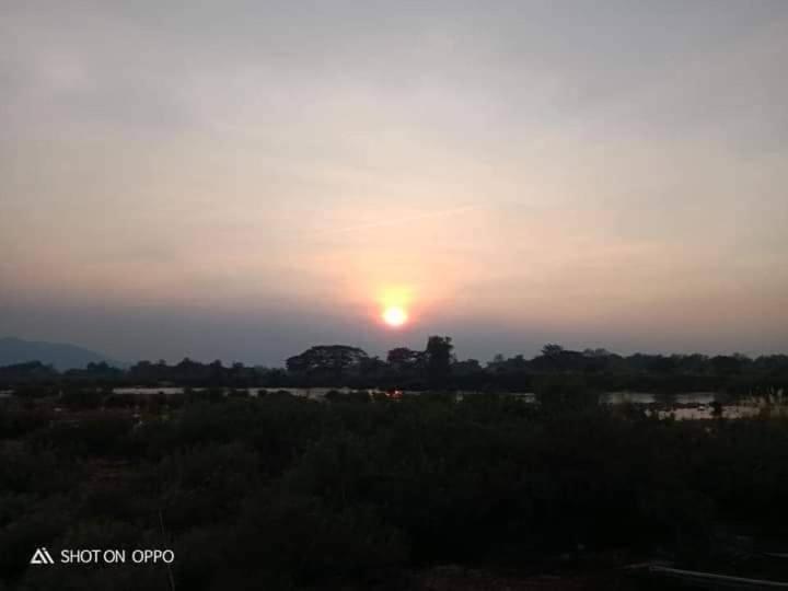 Sompong Sunset View Guest House Ban Dondét Εξωτερικό φωτογραφία