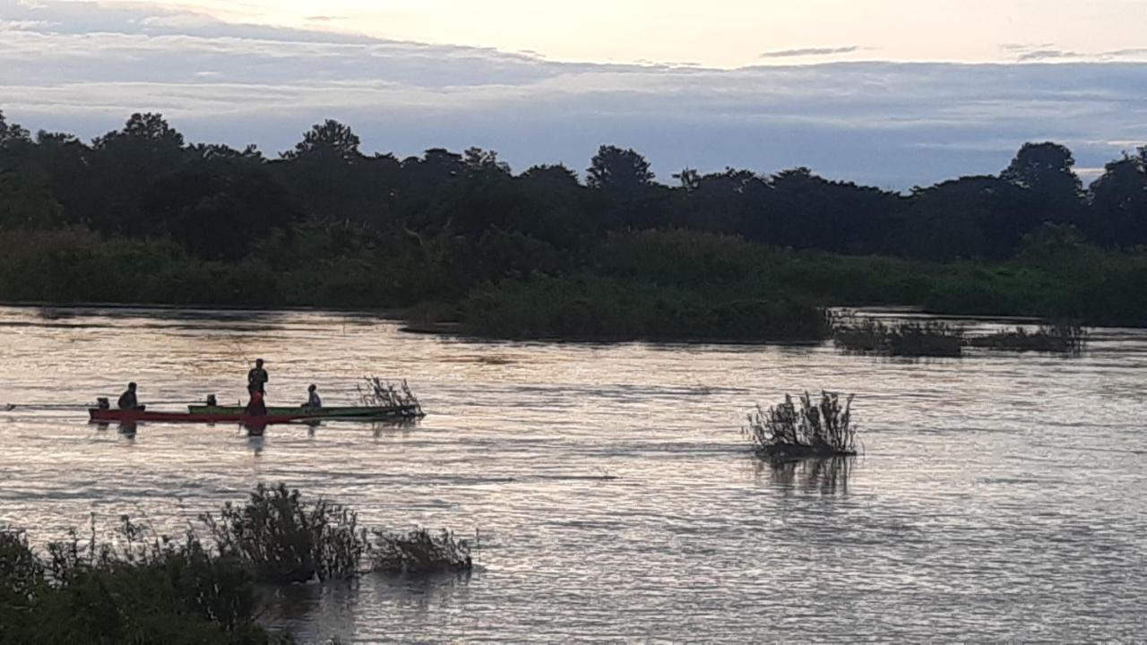 Sompong Sunset View Guest House Ban Dondét Εξωτερικό φωτογραφία