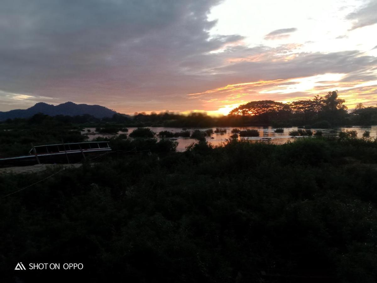 Sompong Sunset View Guest House Ban Dondét Εξωτερικό φωτογραφία